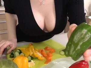 Em gái ngon sướng tê bím cùng anh nhân viên massage
